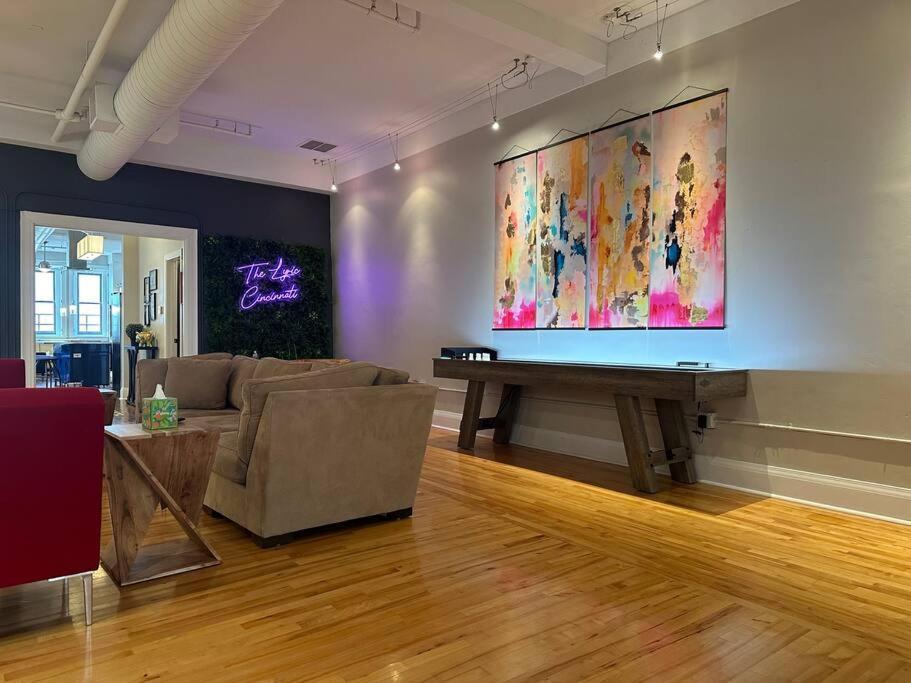The Historic Lyric Penthouse With Private Rooftop Cincinnati Exterior foto